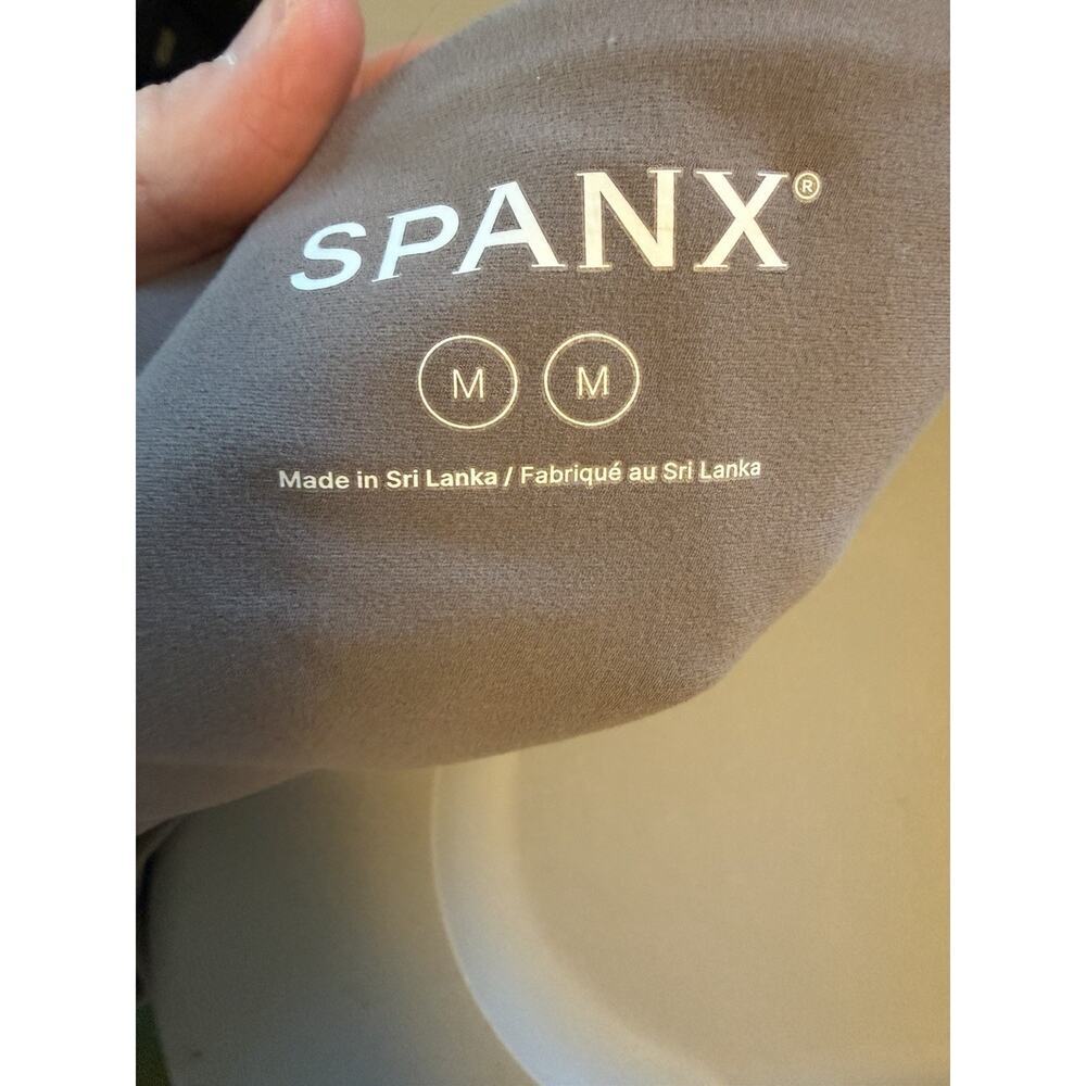 SPANX SPANXshape™ BootyBoost® 7/8 Leggings Smoke Taupe Color M NEW $98 - Picture 5 of 13